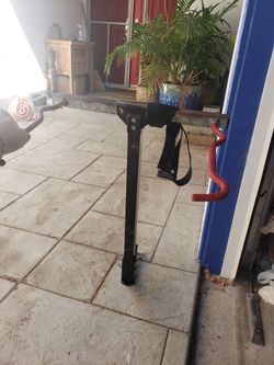 Bike RACK For 2 bikes- uses tow hitch
