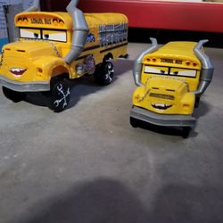 2 Disney Pixar Deluxe Miss Fritter 