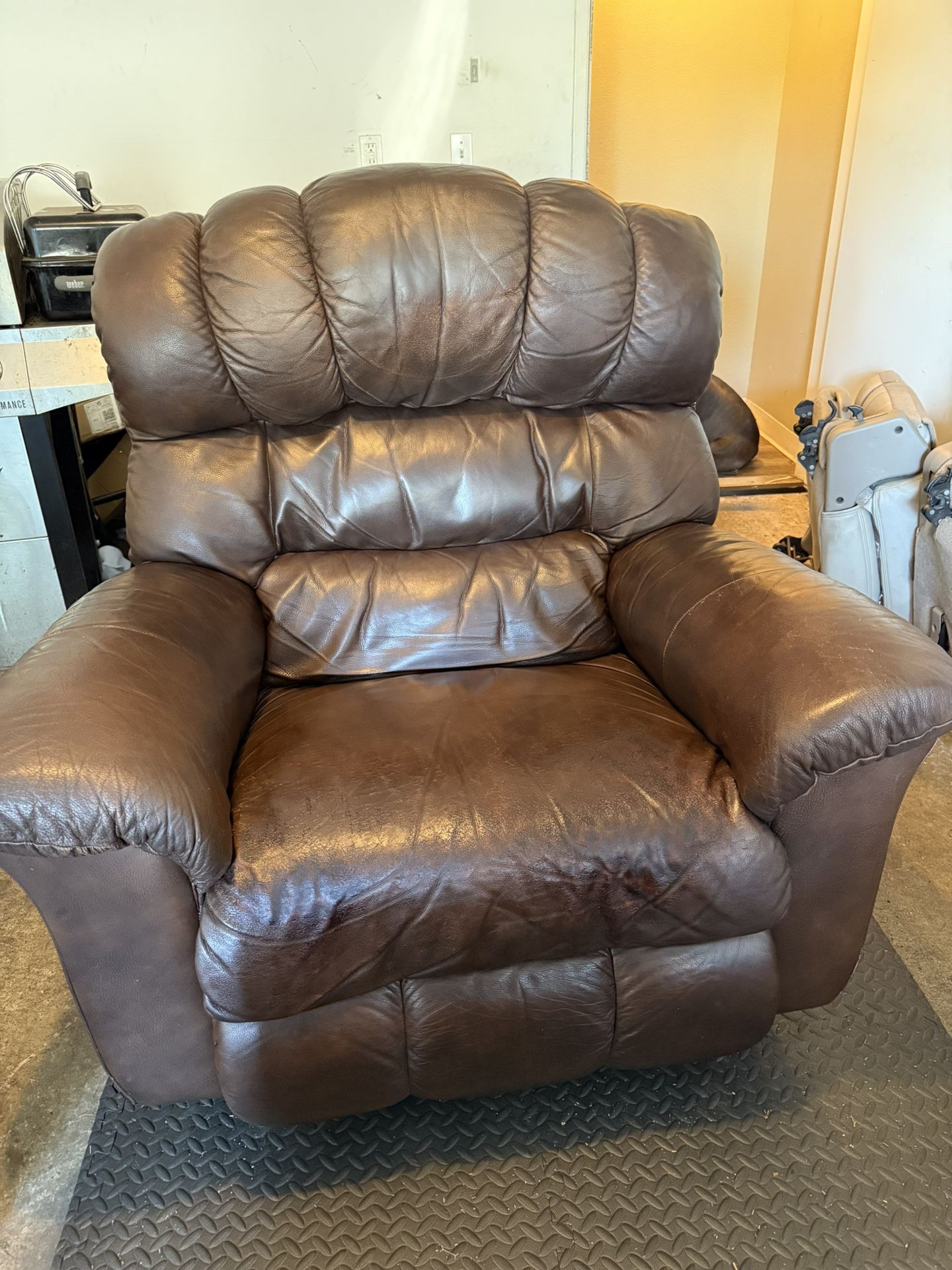 La Z Boy Recliner Xl