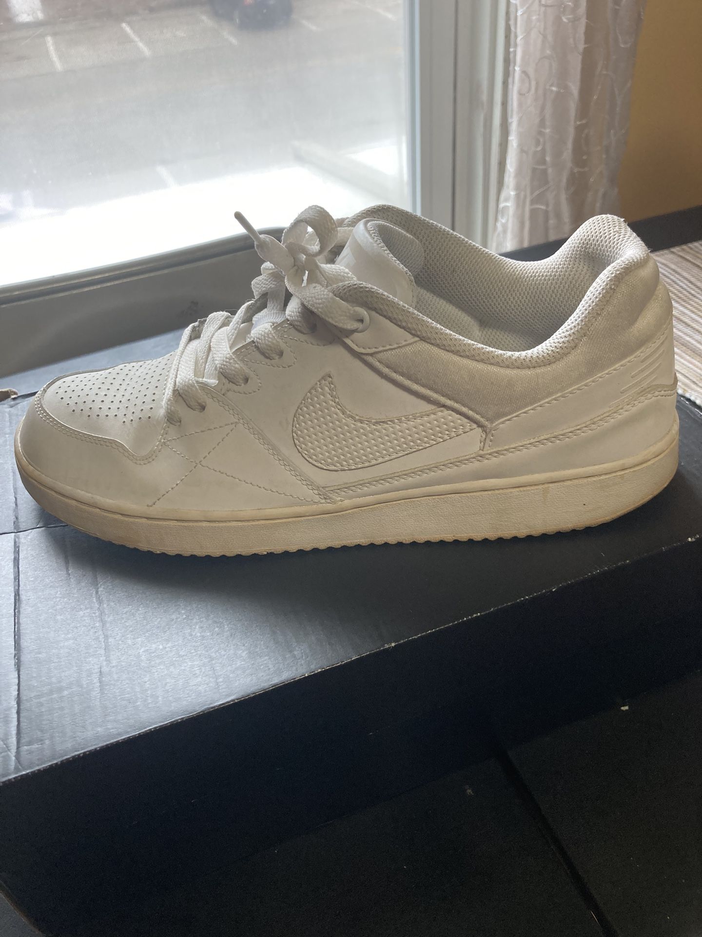 Original Nike Tenis Shoes