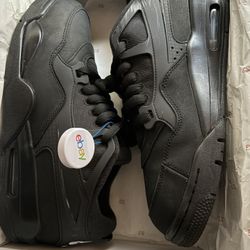 Jordan 4 RM