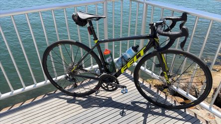 Felt FR2 carbon Black
