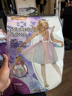 Costume girl