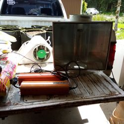 2 Metal Halide Grow Lamps. 1000w with Ballast