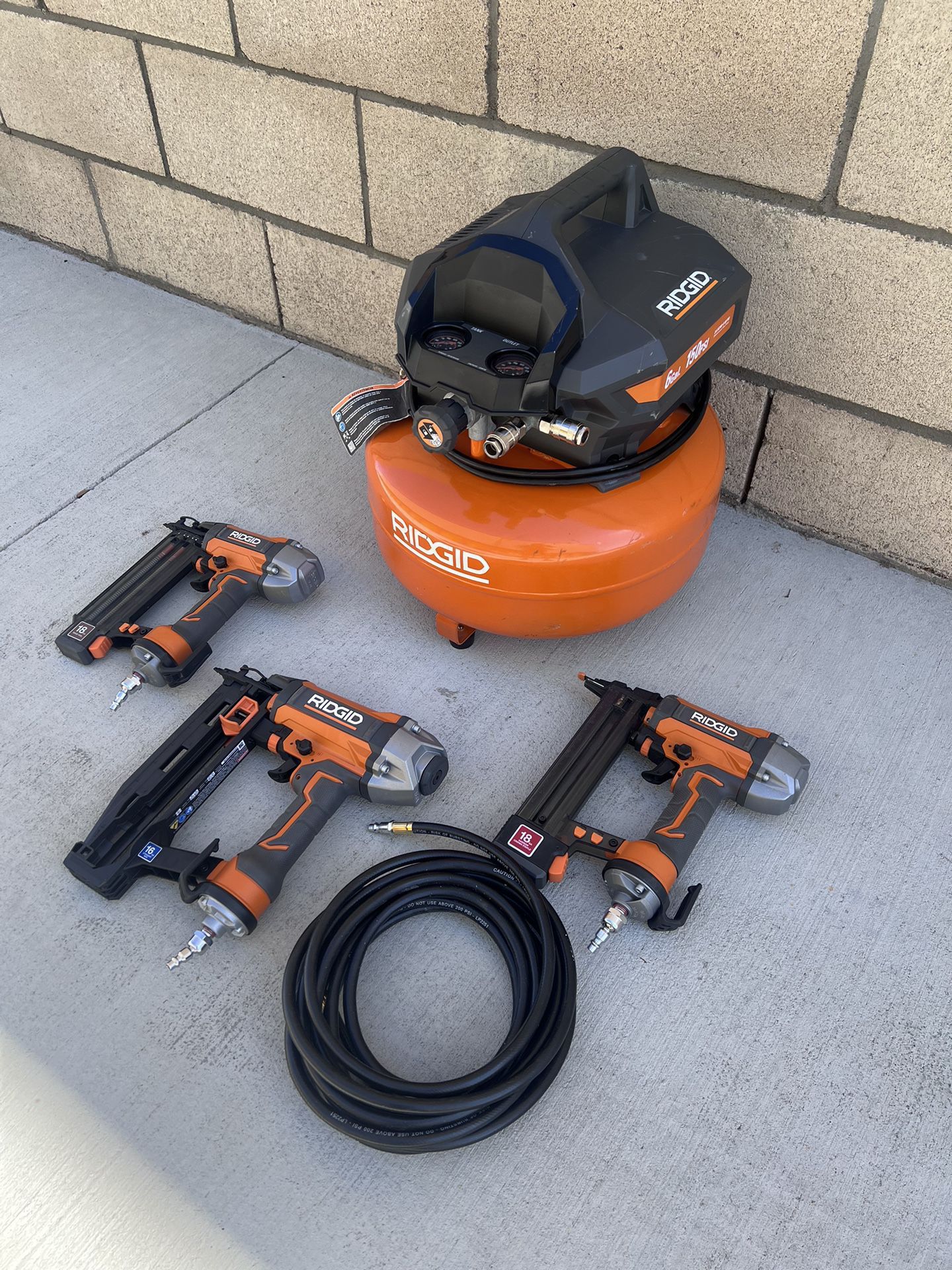 Dewalt, RYOBI, RIDGID Air Compressors & Nail/Stapler Guns **See