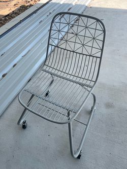 Desk chair