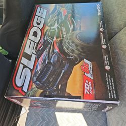 TRAXXIS SLEDGE