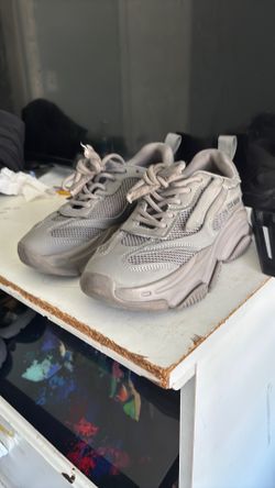 STEVE MADDEN