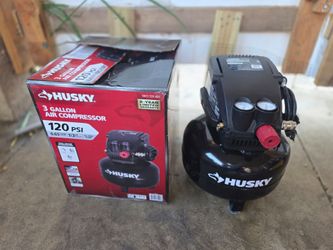 Husky
3 Gal. 120 PSI Portable Electric Oil-Free Light Duty Pancake Air Compressor with Fold Down Handle and 1-Quick Coupler