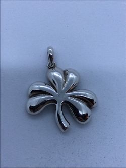 Designer IRELAND 3 Leaf Shamrock Silver Pendant Estate Jewelry