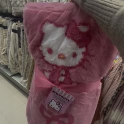 hello kitty bow blanket