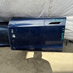 2017 Tesla Model S Left Front Door Shell 