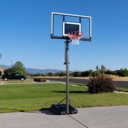 Portable Adjustable Basketball Court
