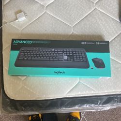 Advanced wireless MK540 Keyboard & mouse 