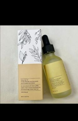 Revitalize and nourish your hair with this premium Hair Growth Essential Oil blend.