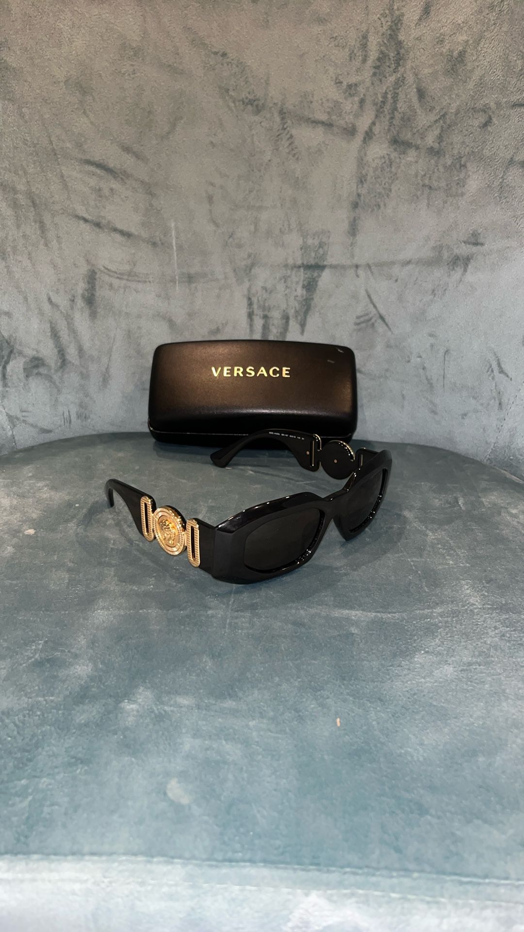 Versace Sunglasses Model 4425U
