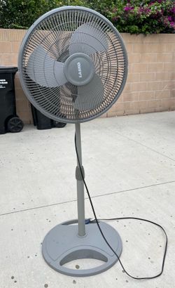Large Pedestal fan for sale due to moving. Like new