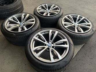 20” BMW X5 OEM Factory Grey Machine Wheels Pirelli Runflat Tires 
