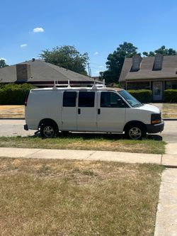 2005 GMC Savana 1500 Cargo · Van