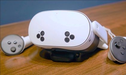 Meta Quest 3S VR Headset