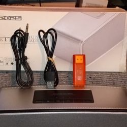 Solid BLUETOOTH radio. NEW