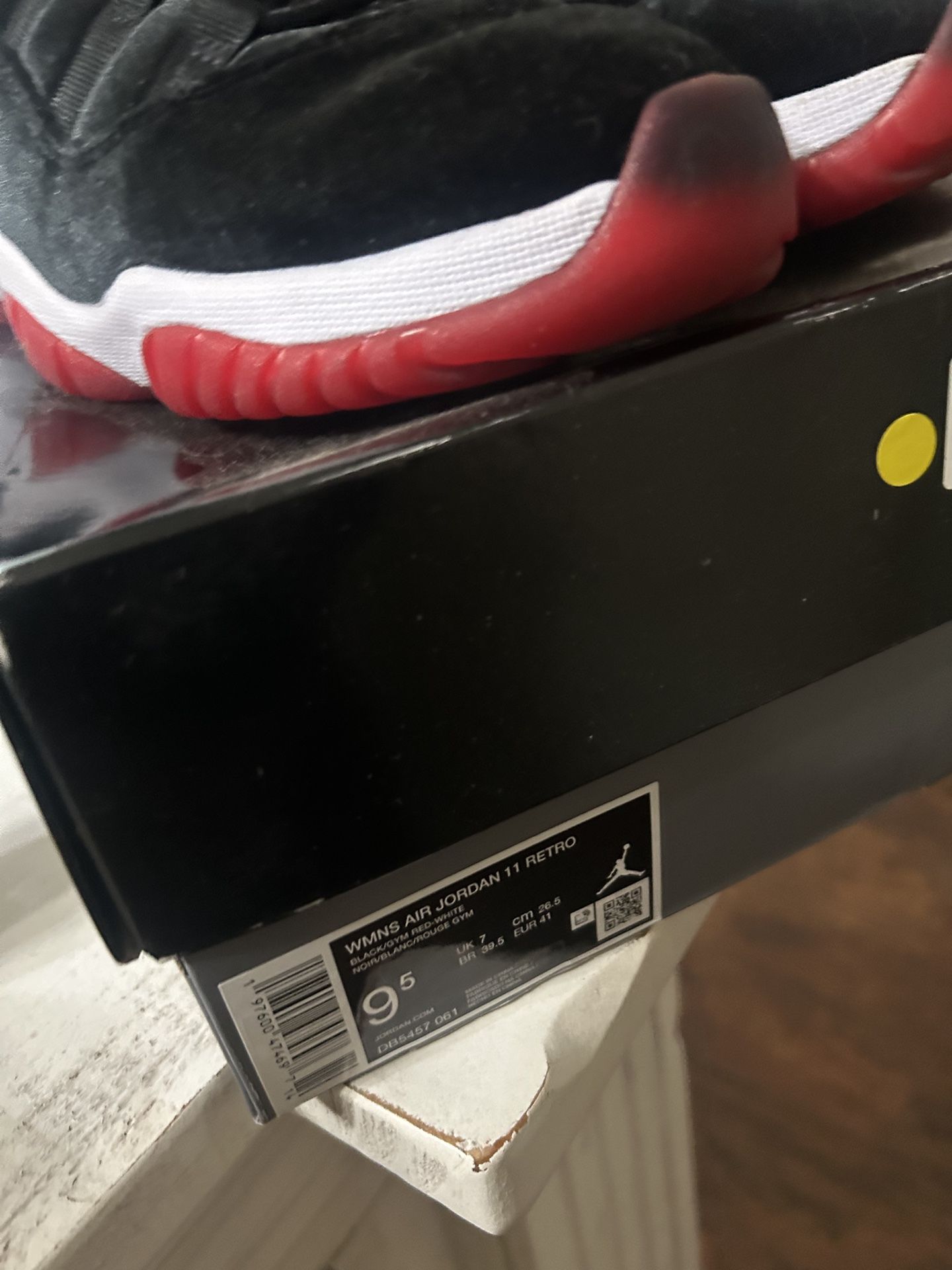jordan 11 women size 9/5