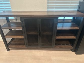 Wine/ Coffee Bar