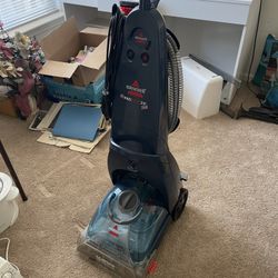 Bissel Carpet Cleaner 