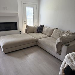 Oversized Modular Sectional Sofa w/ Ottoman – Living Spaces (Beige)