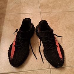 Yezze Shoes Adidas Size 10 USA