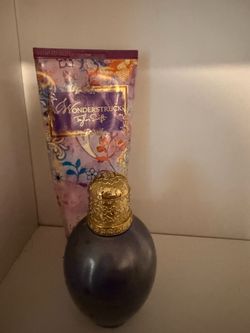 Taylor swift wonderstruck perfume and incredible things perfume