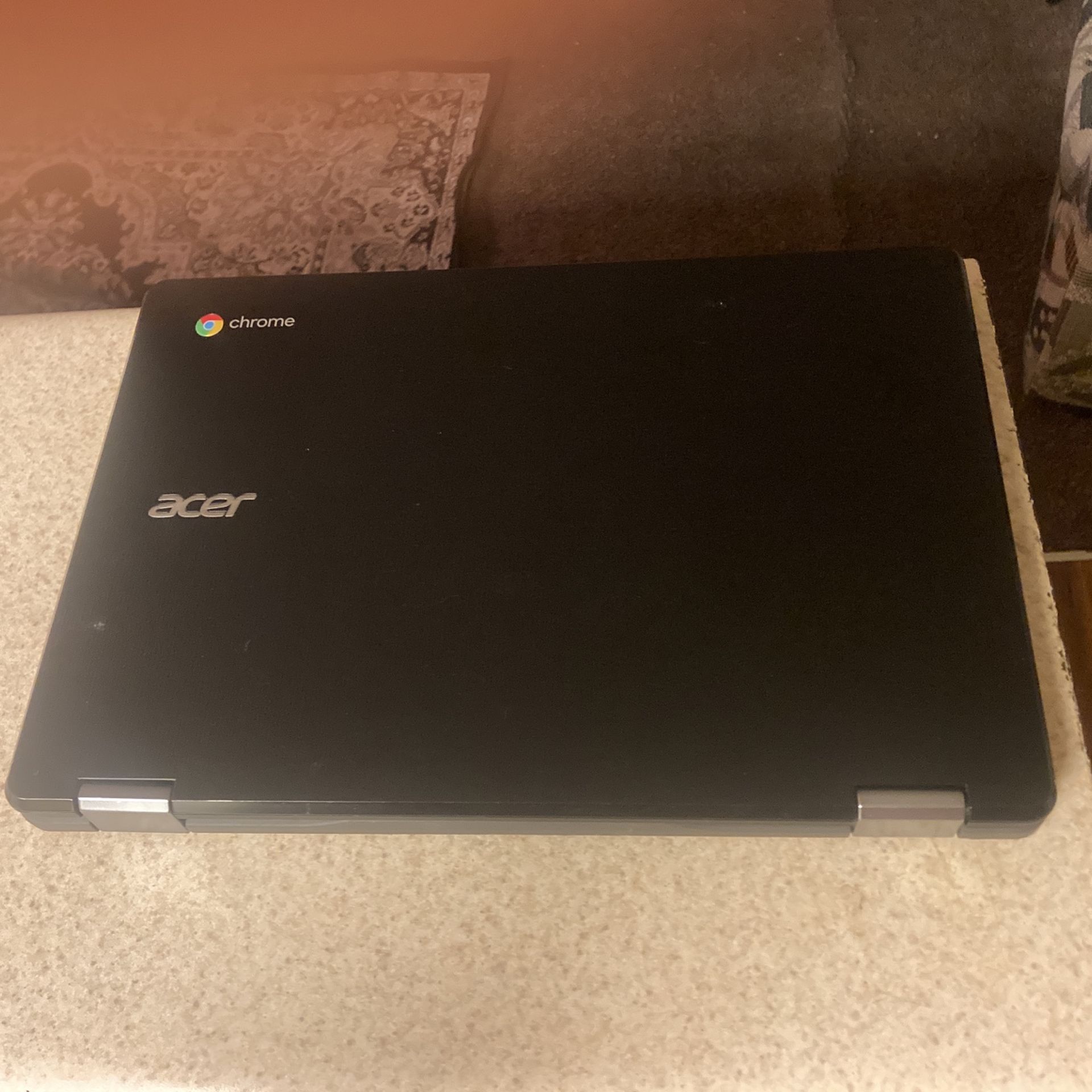 Chromebook