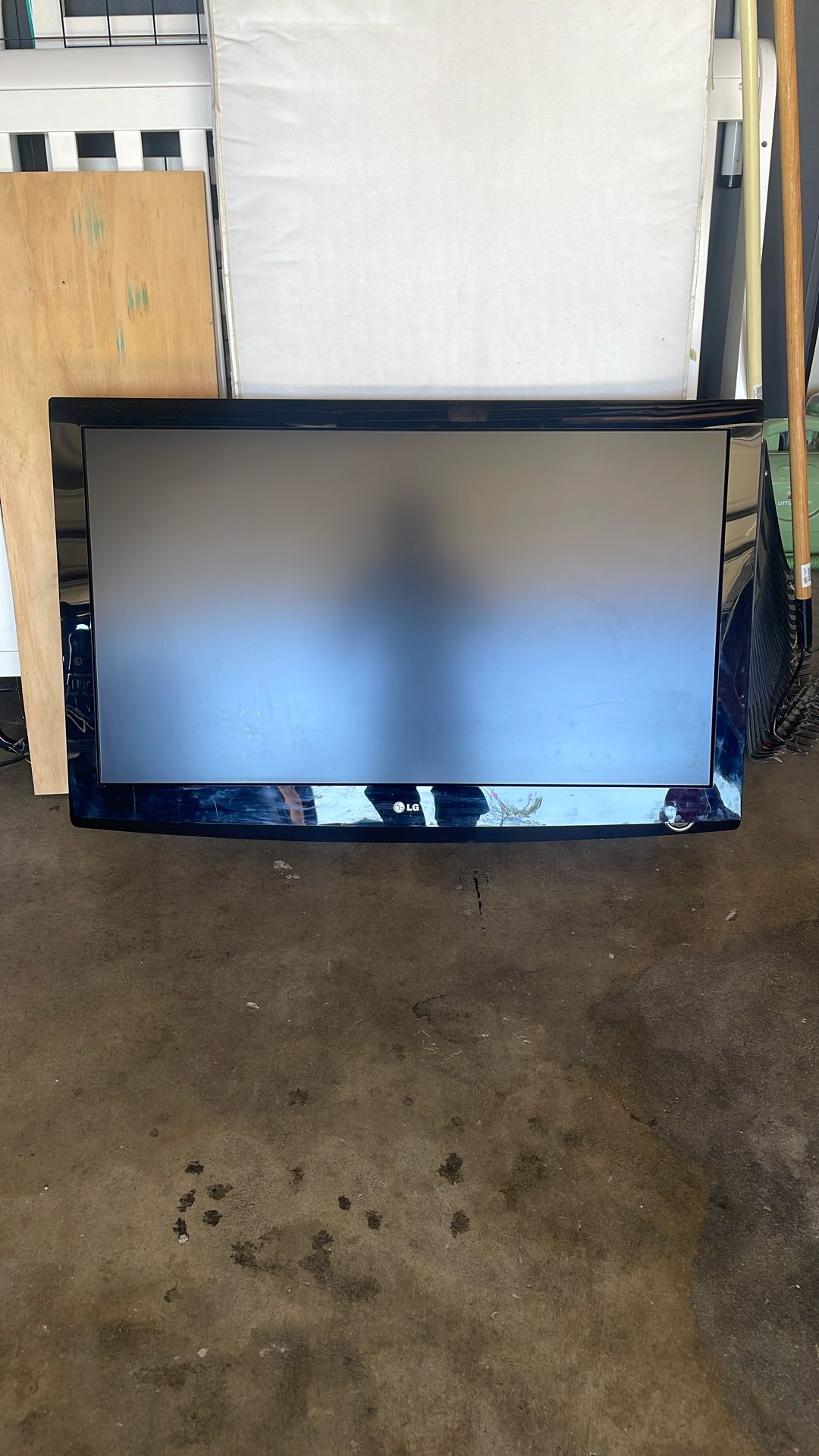 Lg 42 Inch Tv Used But Works 