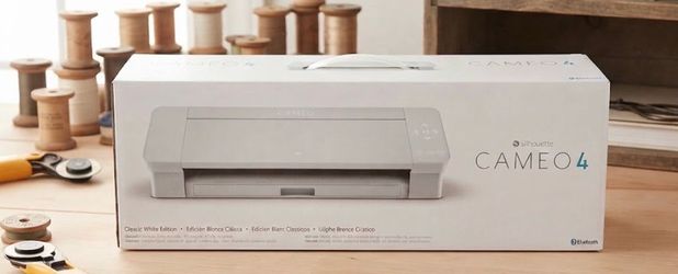 Silhouette cameo 4