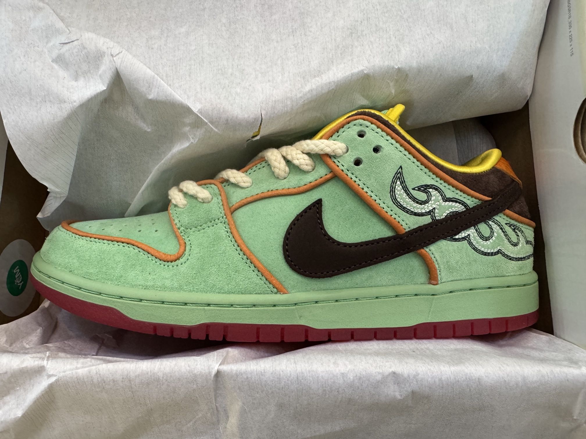 Nike SB Dunk Low "Rodeo" Tourmaline Size 10.5