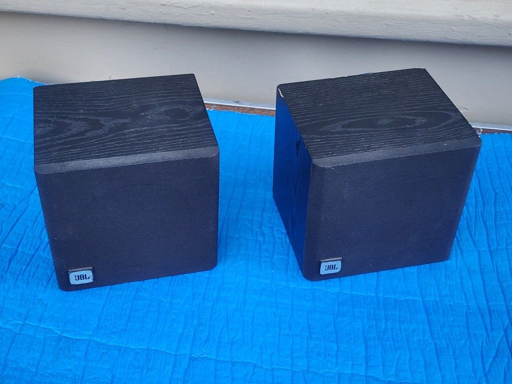 JBL home Stereo SHELF Speakers