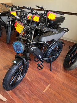 USED FULLY ASSEMBLED 20'' 1500W Full Suspension Moped-style Electric Bike