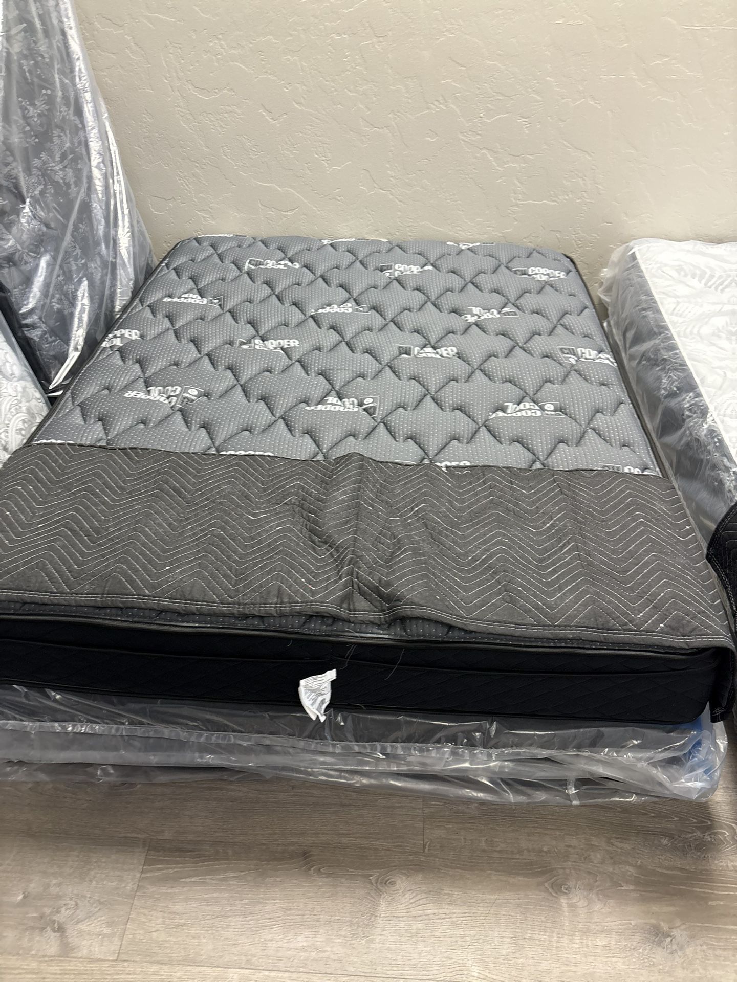 Huge Mattress Clearance Sale $100