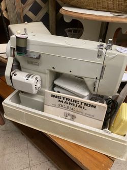 Zig Zag Sewing Machine