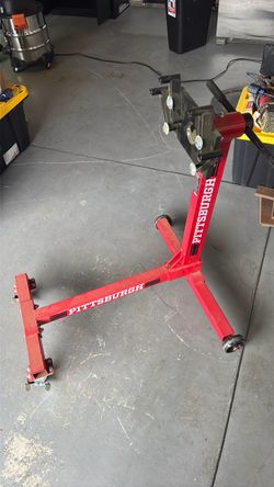 Engine stand