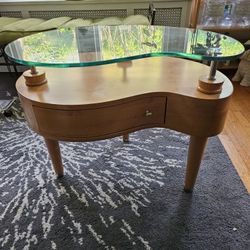 Vintage Kidney Shaped End Table With Drawer 