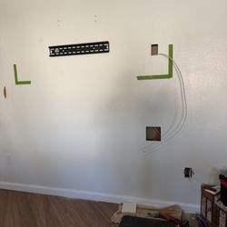 Move Outlet, Mount Tv