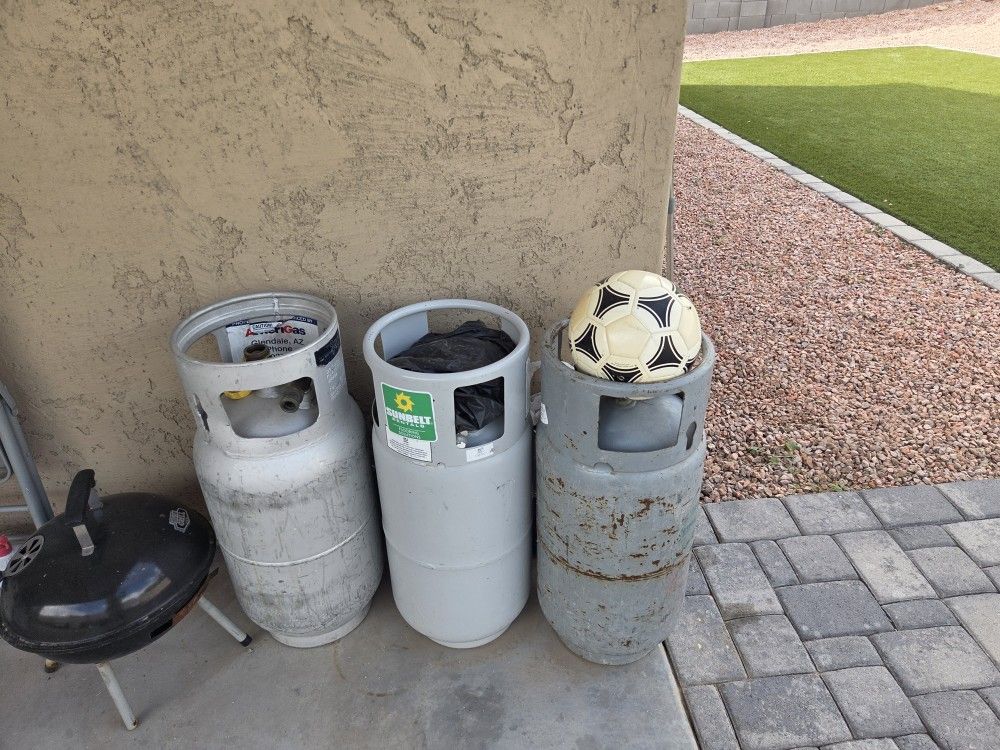 Forklift Propane Tanks