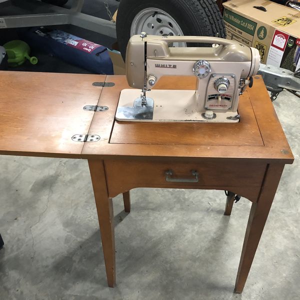 White Model 764 Sewing Machine for Sale in Bonney Lake, WA - OfferUp