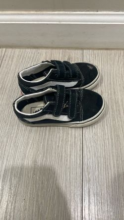Black And White Strap Vans Unisex Size 7.5