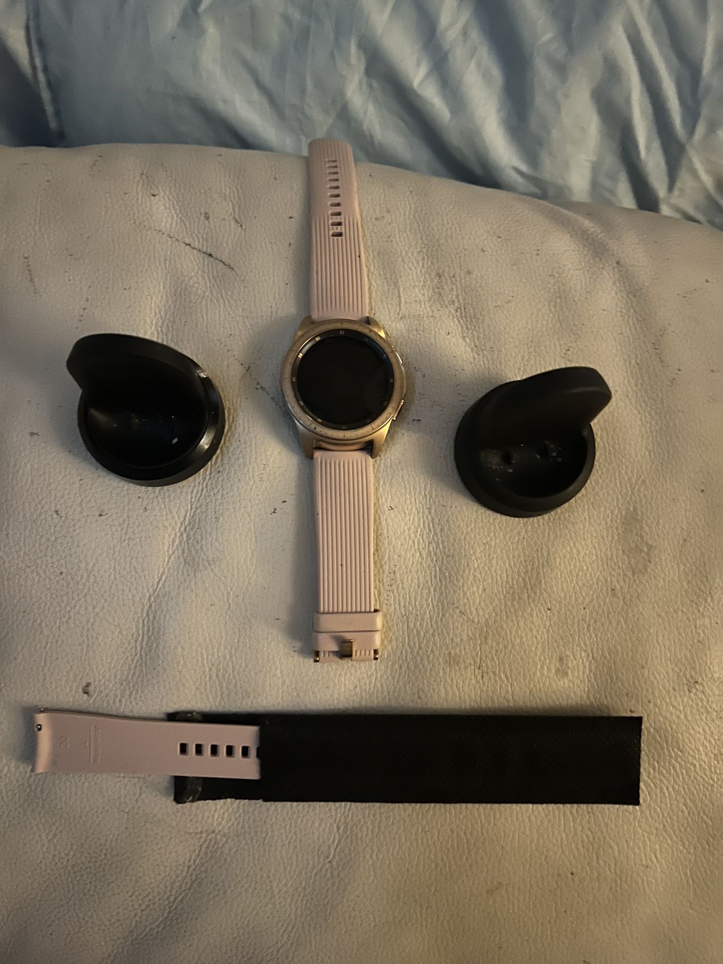 Samsung Galaxy Watch  with extra Band Plus 2 Chargers 