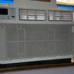 Smart TCL Window A/C With Remote