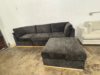 Section Sofa Couch - Financing/Delivery Available