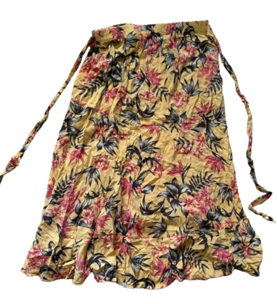 H&M Skirt Size 8.