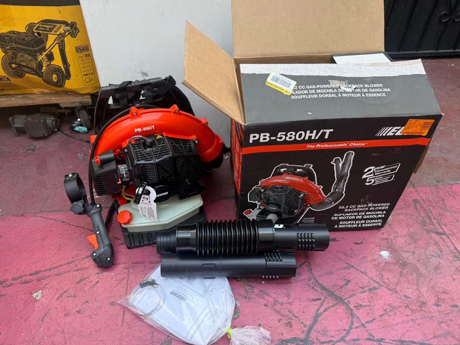 216 MPH 517 CFM 58.2cc Gas 2-Stroke Backpack Leaf Blower with Tube Throttle